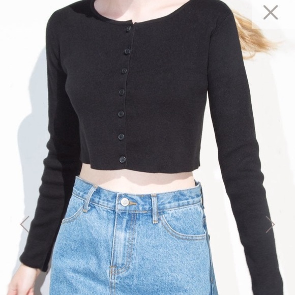 Brandy Melville Sweaters - black athelia knit top